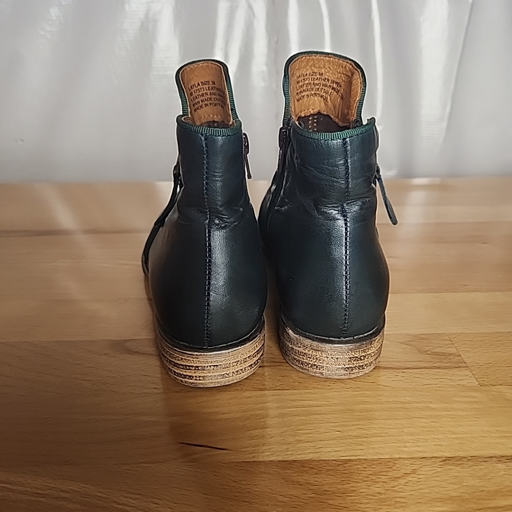 Miz Mooz Layla Ankle Bootie Size 38/7.5 Leather Zip Hunter Green Boho Ruched - Picture 6 of 10